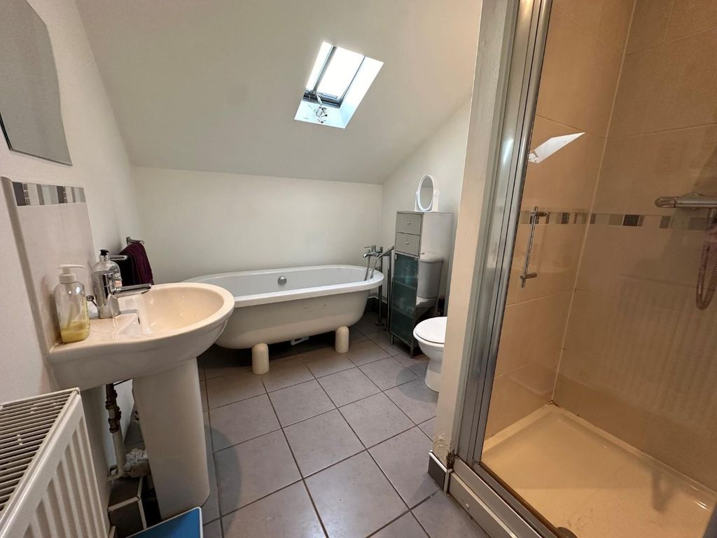 Additional image 6 of 2 bed flat for saleThornton Hall Close, Northampton NN2