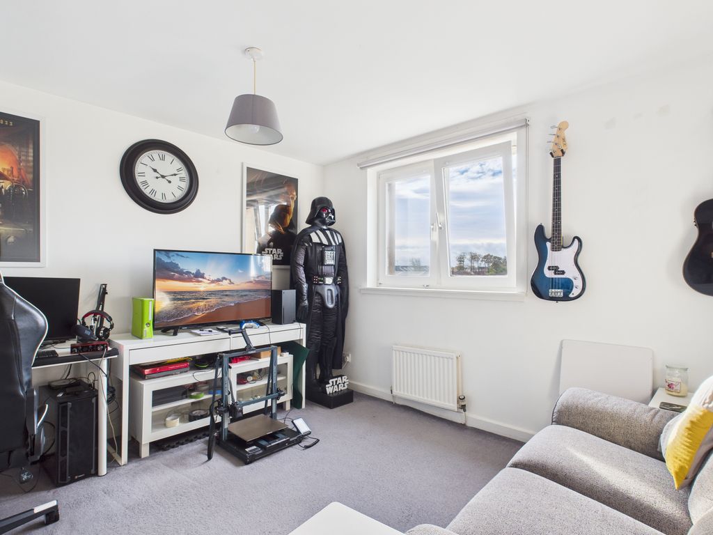 Property photo 2 of 8 Cam05526G0-Pr0049-Still006