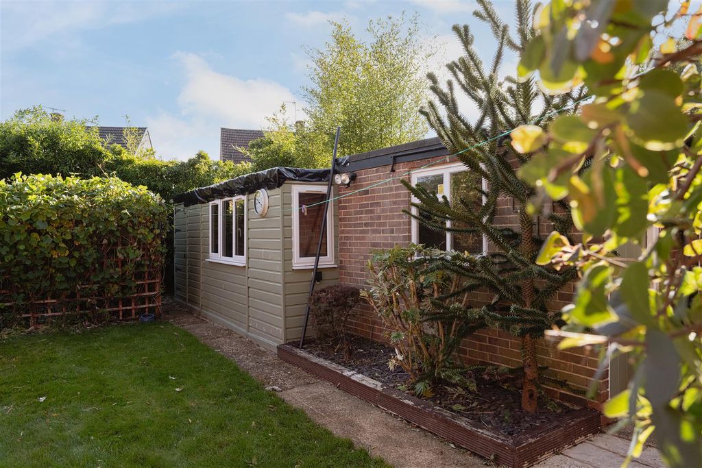 Property photo 3 of 12 10.Jpg