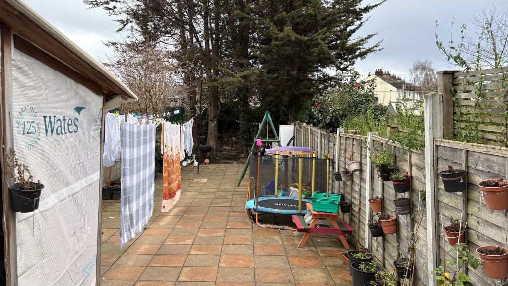 Property photo 3 of 3