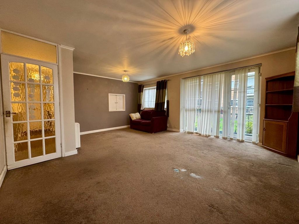 Property photo 3 of 12 Picture No. 10