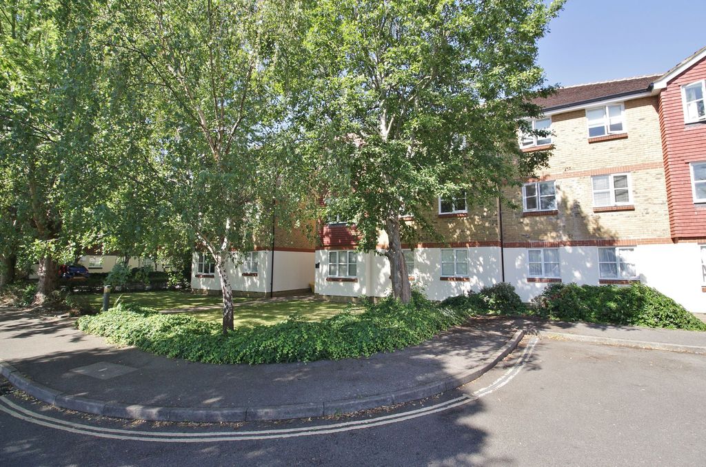 Property photo 1 of 6
