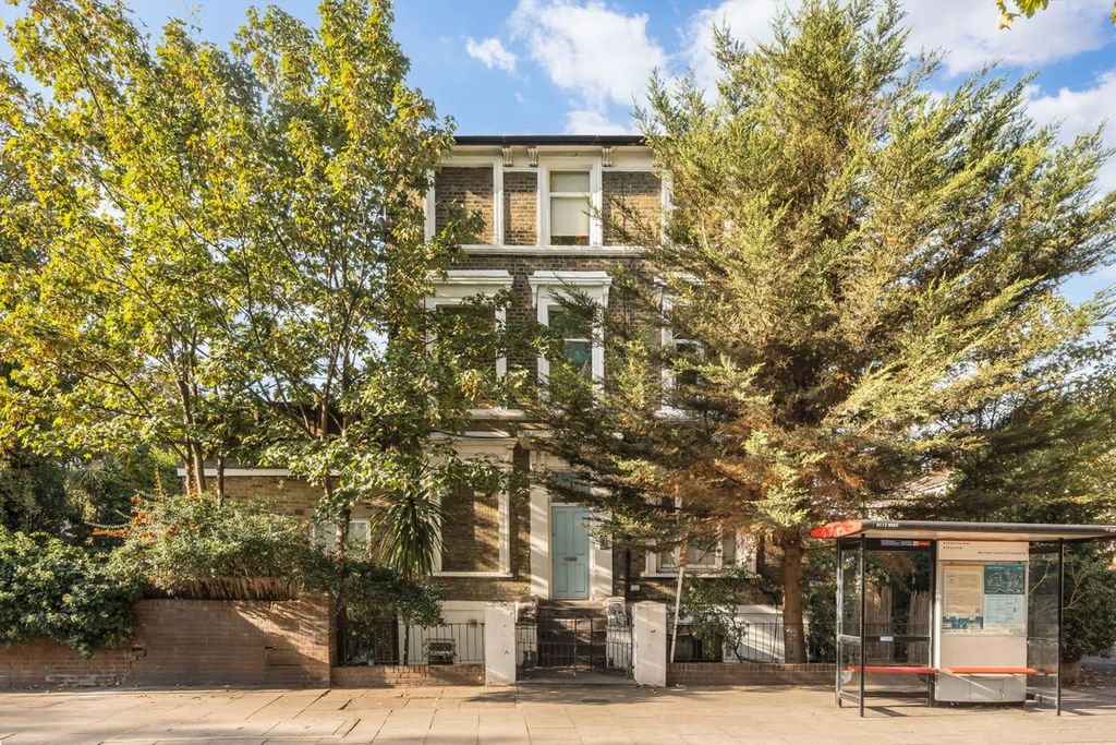 Property photo 1 of 6