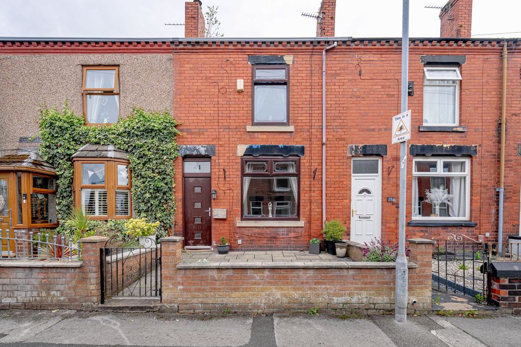 Property photo 1 of 23