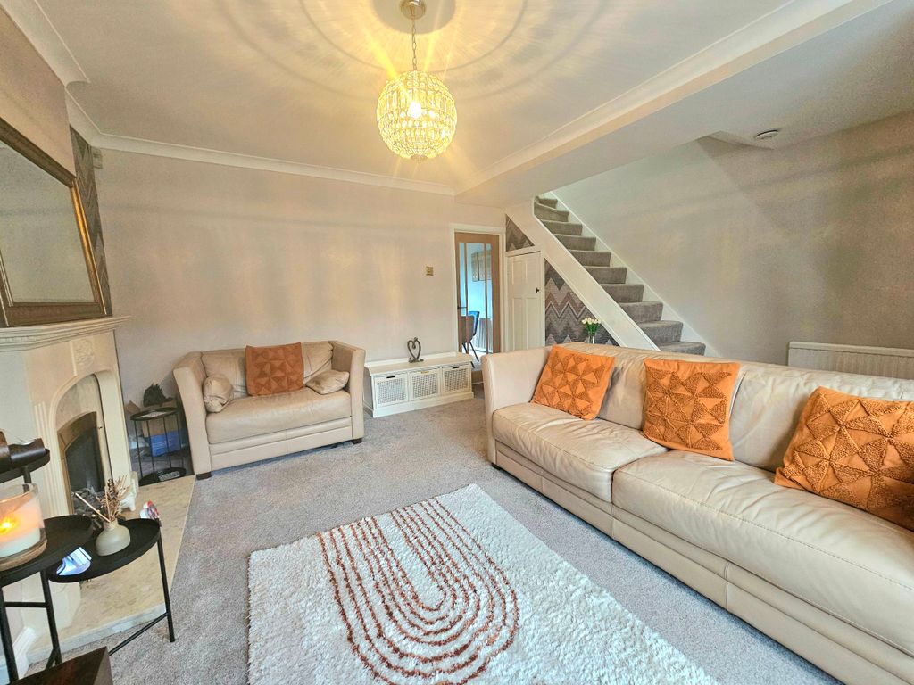 Property photo 3 of 19