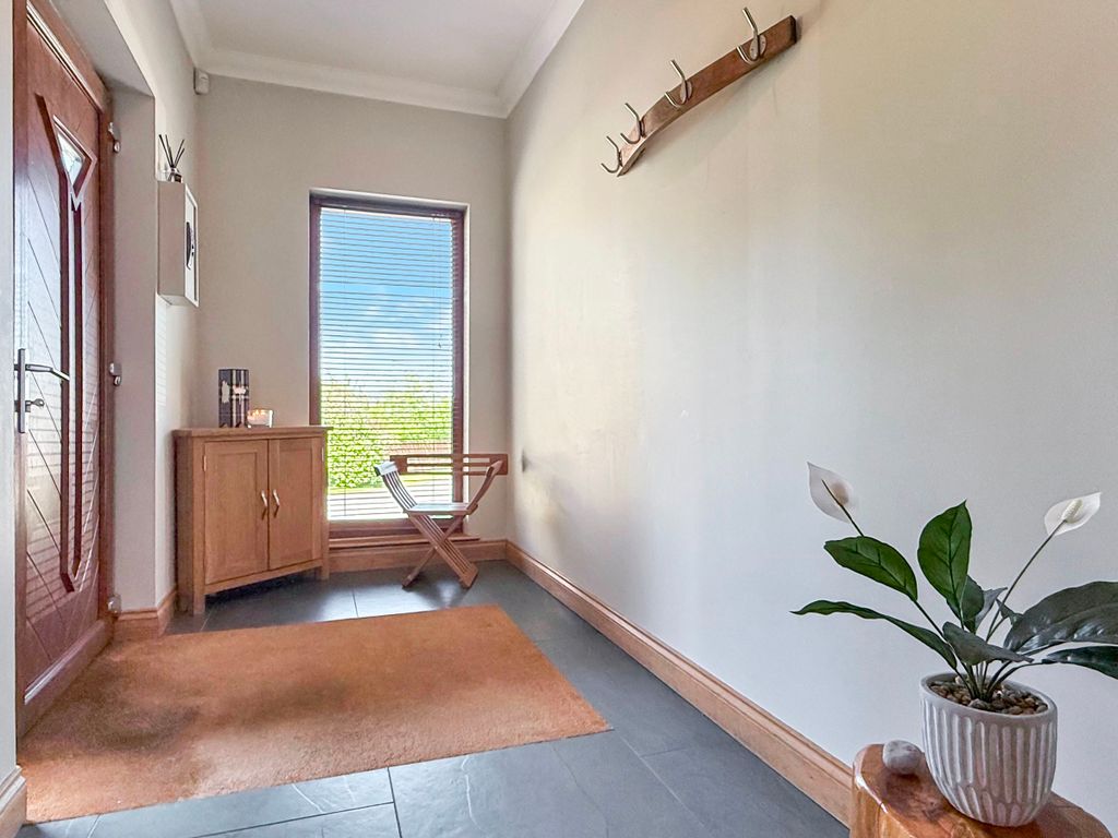 Property photo 2 of 51