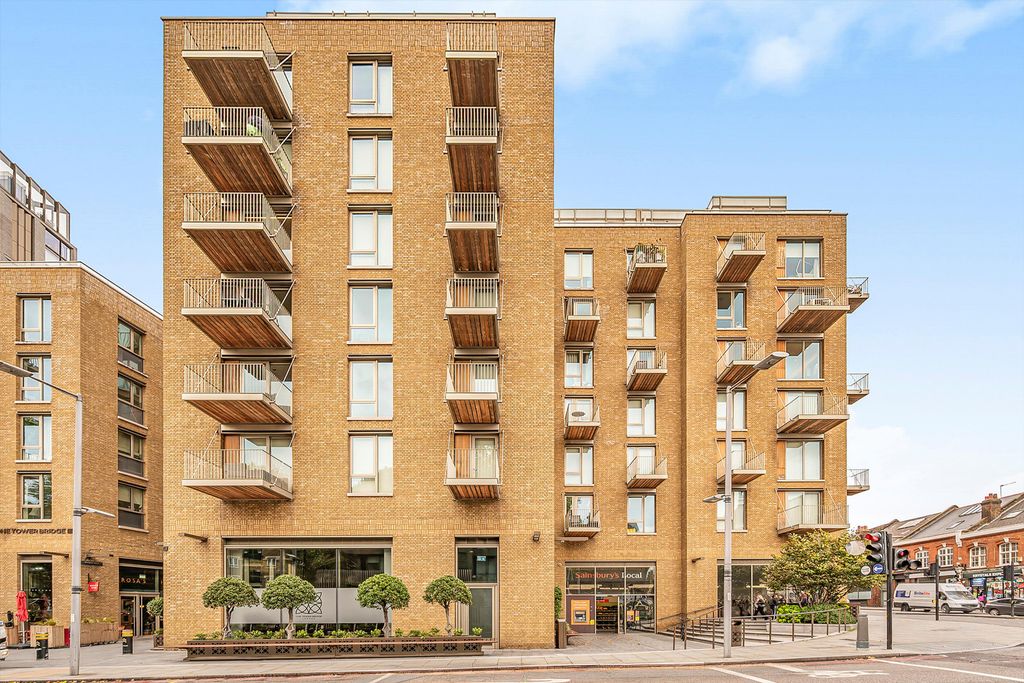 Property photo 2 of 12 Image