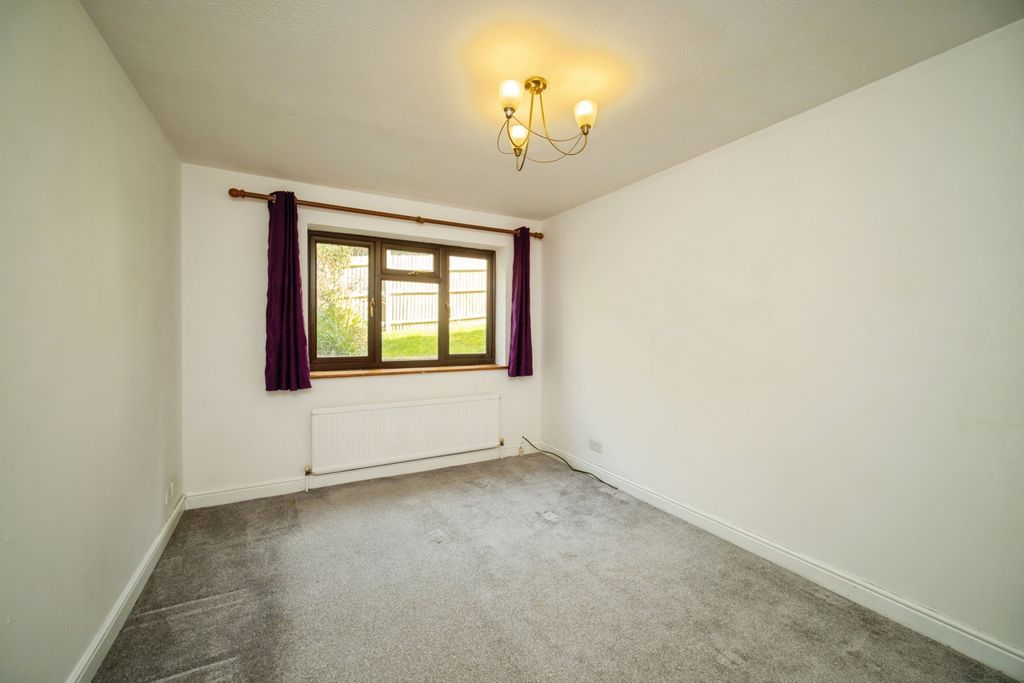 Property photo 3 of 20 Pbox-Img.Jpg