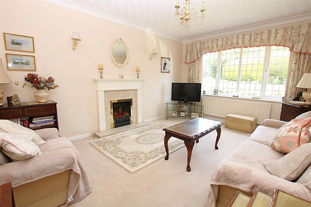 Property photo 2 of 15 Img_0234.Jpg