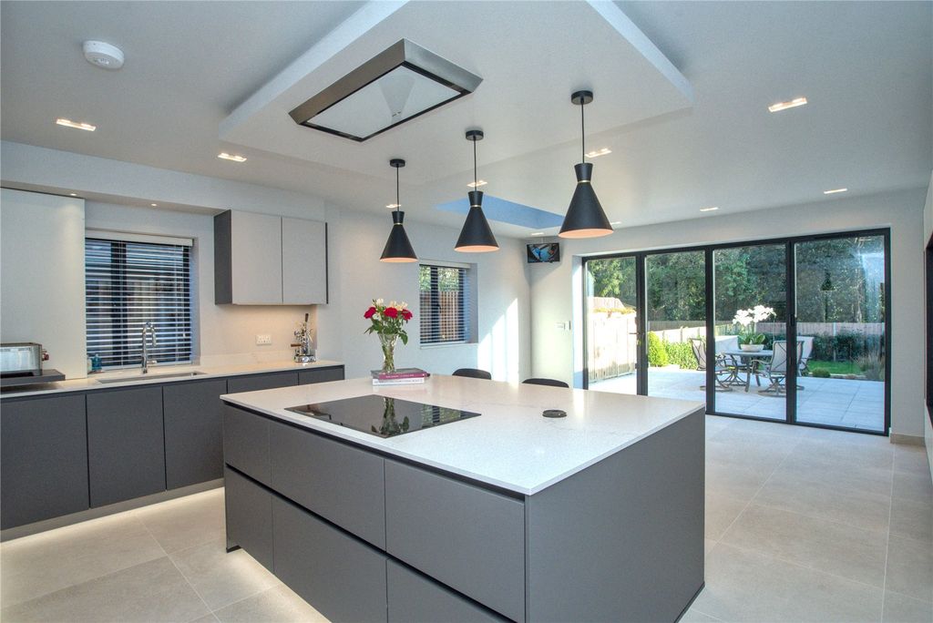 Property photo 1 of 13 Picture No. 01