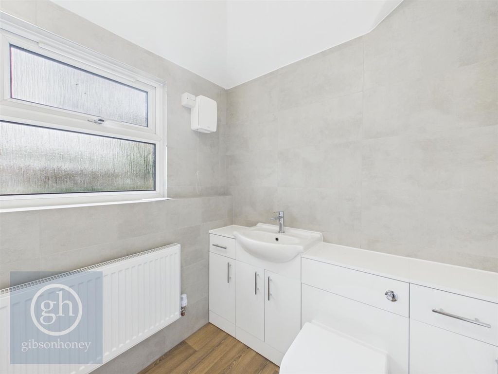 Property photo 2 of 13 Cam05080G0-Pr0395-Still002.Jpg