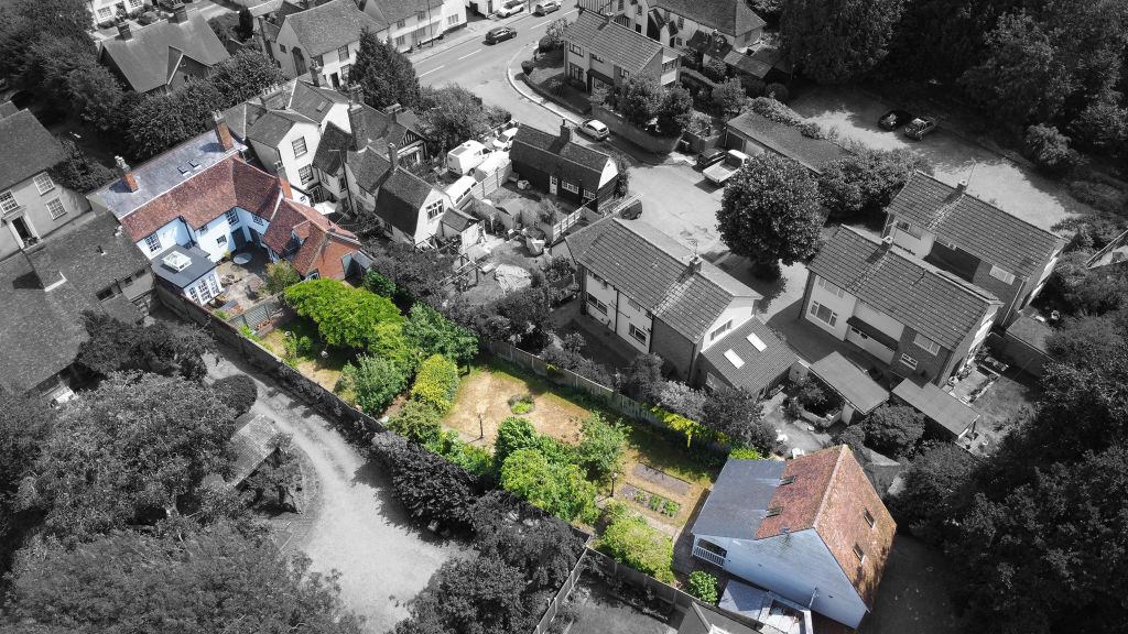 Property photo 2 of 22