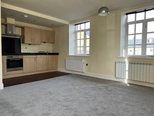 Property photo 2 of 14 Living/Dining Kitchen