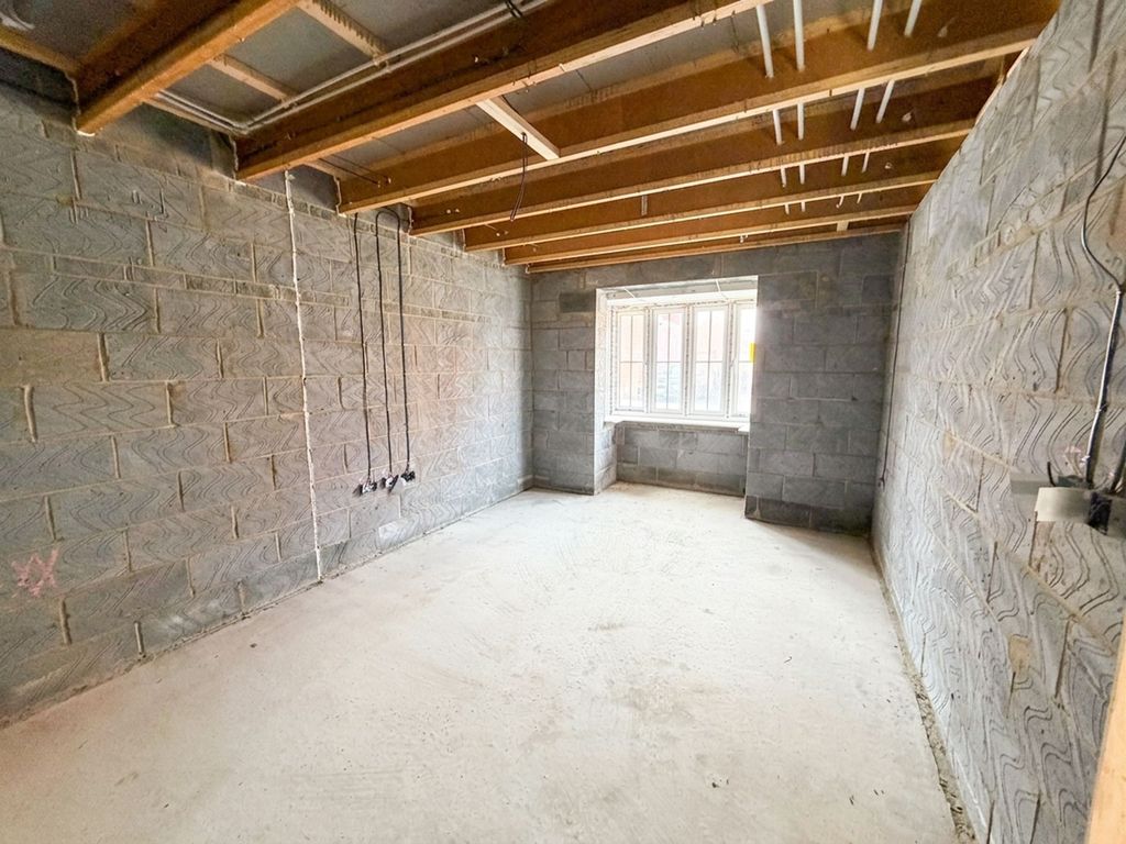 Property photo 3 of 9 Living Room