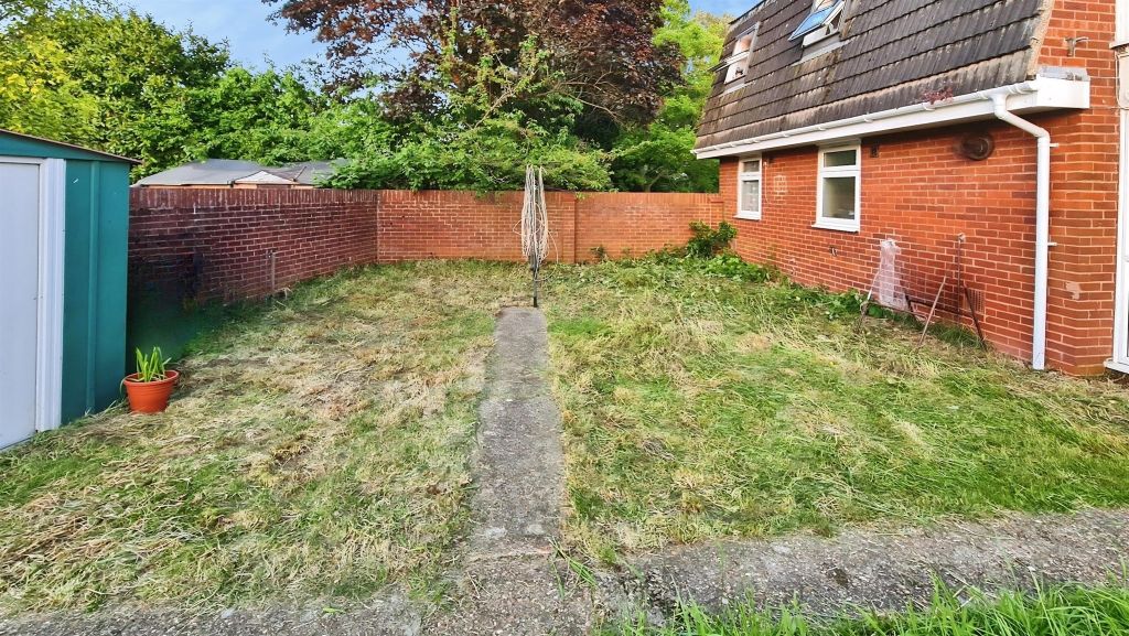 Property photo 3 of 11