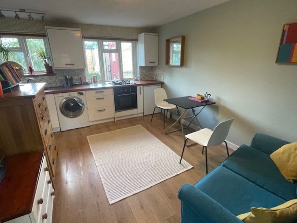 Property photo 2 of 4