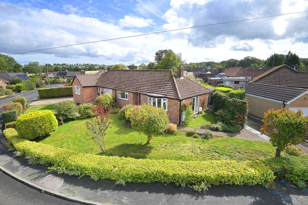 Property photo 1 of 27