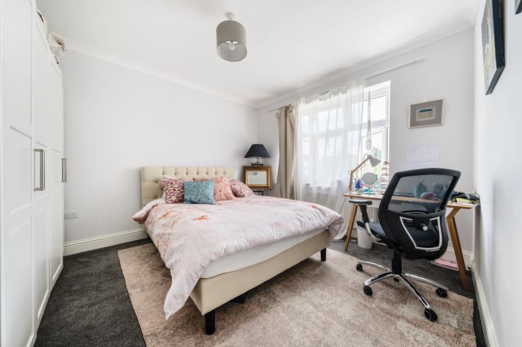 Property photo 3 of 10 Bedroom