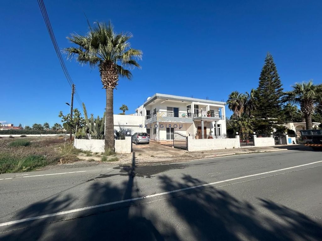 Property photo 3 of 34