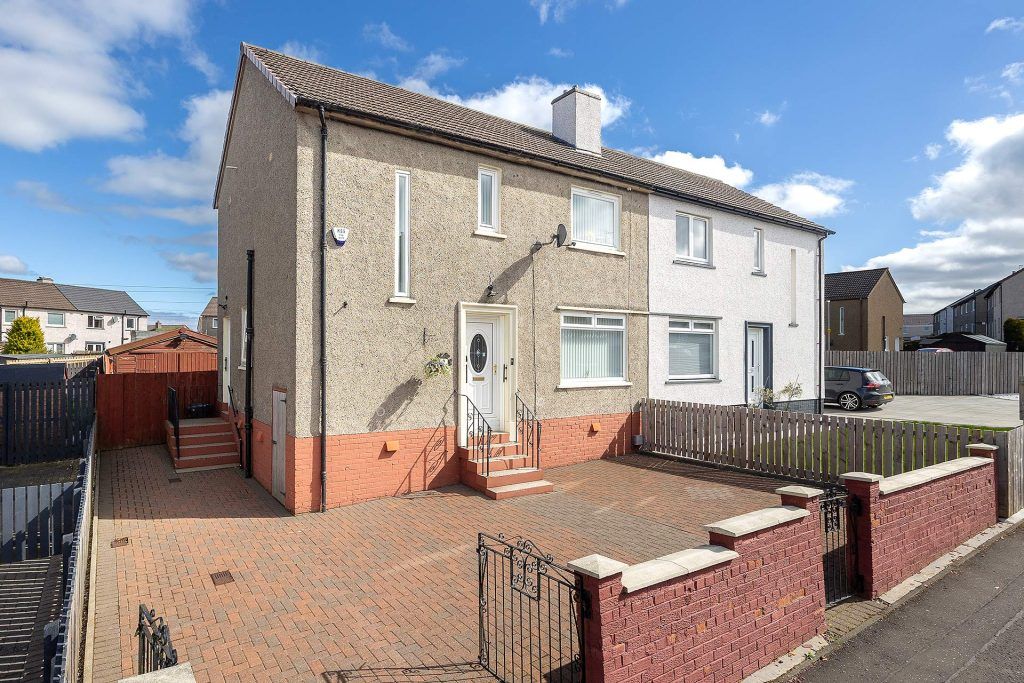 Property photo 1 of 29