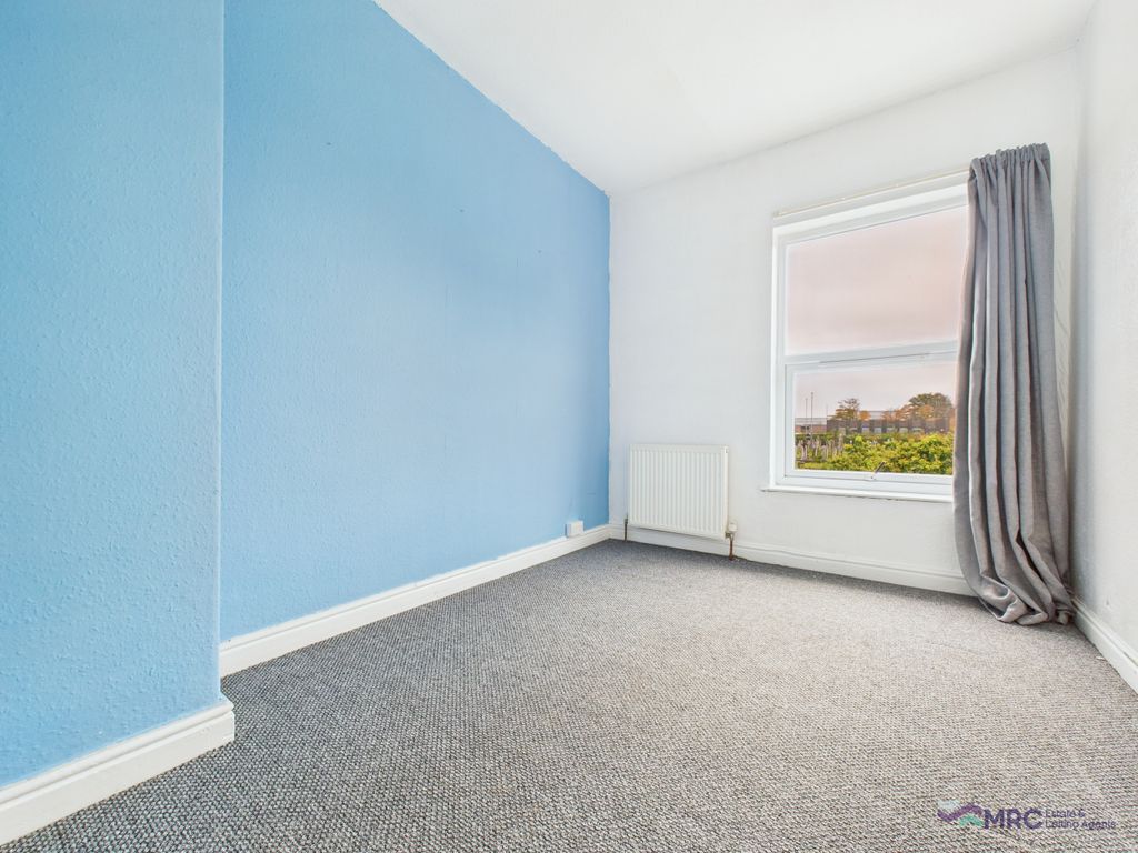 Property photo 3 of 9 Gallery