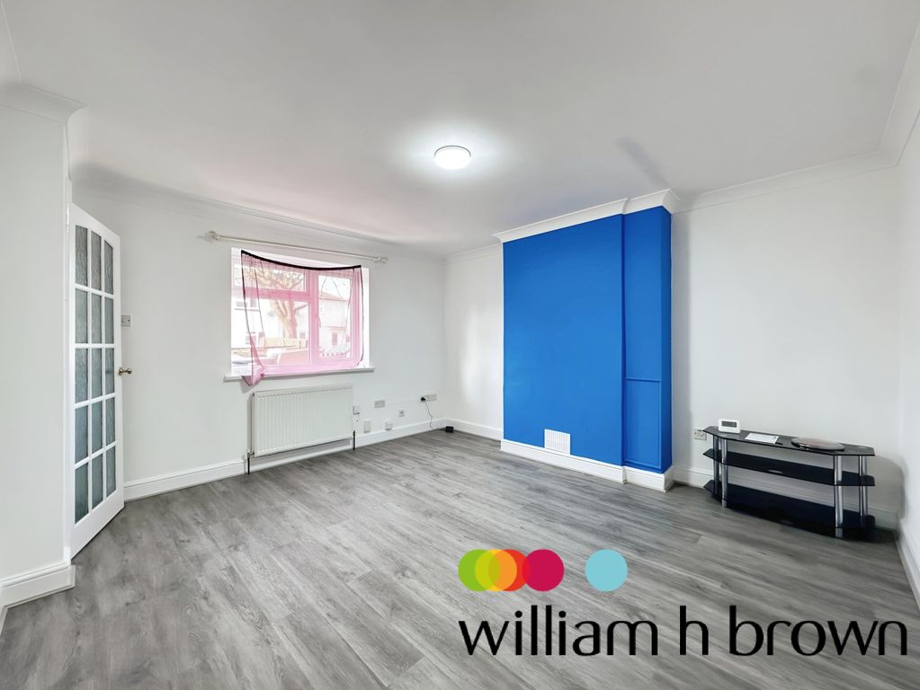 Property photo 3 of 10 Image