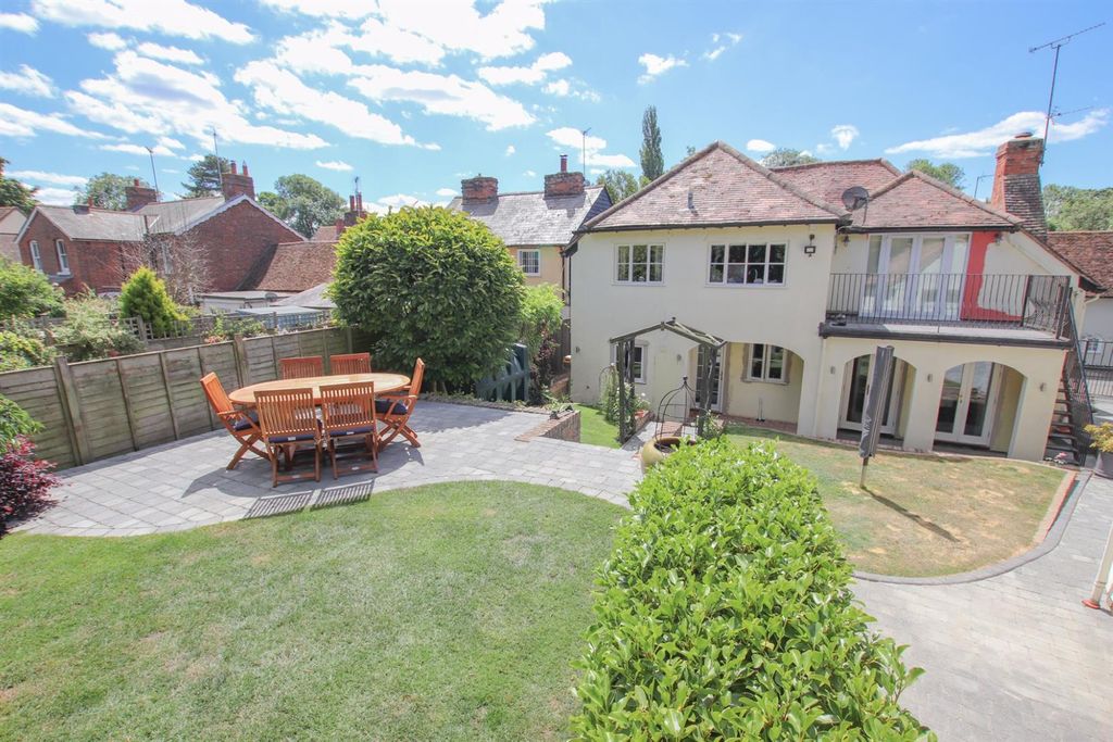 Property photo 1 of 21