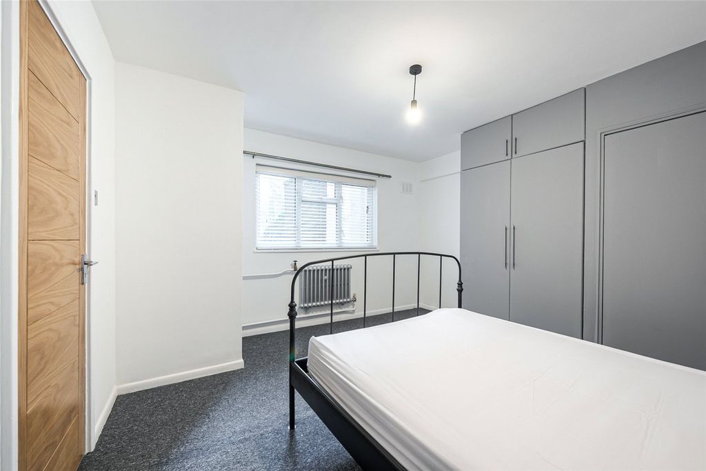 Property photo 3 of 7 Picture No. 02