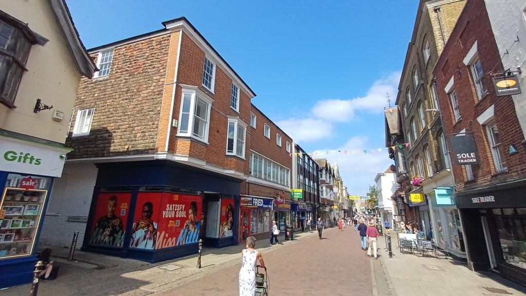 Property photo 3 of 14 Photo 2