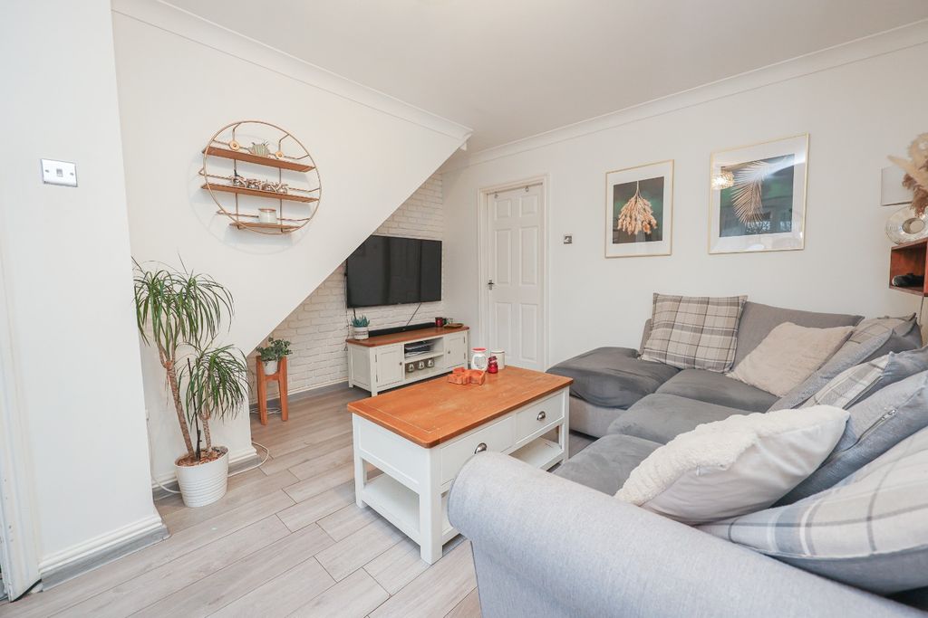 Property photo 2 of 14 4830962