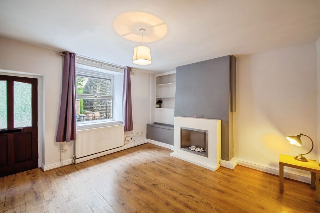 Property photo 3 of 13 Pbox-Img.Jpg
