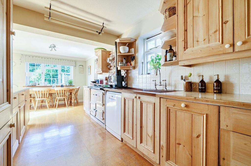 Property photo 3 of 14 1484274 (14).Jpg