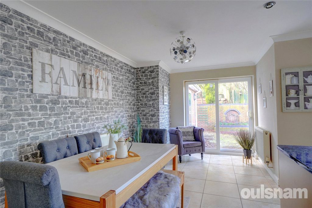 Property photo 2 of 19 Picture No. 30