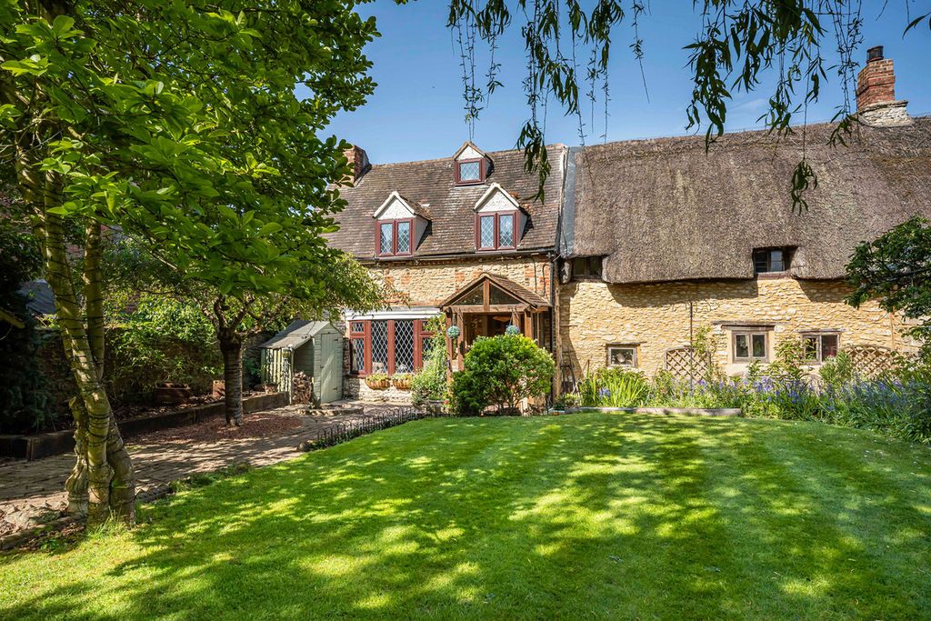 Property photo 1 of 30
