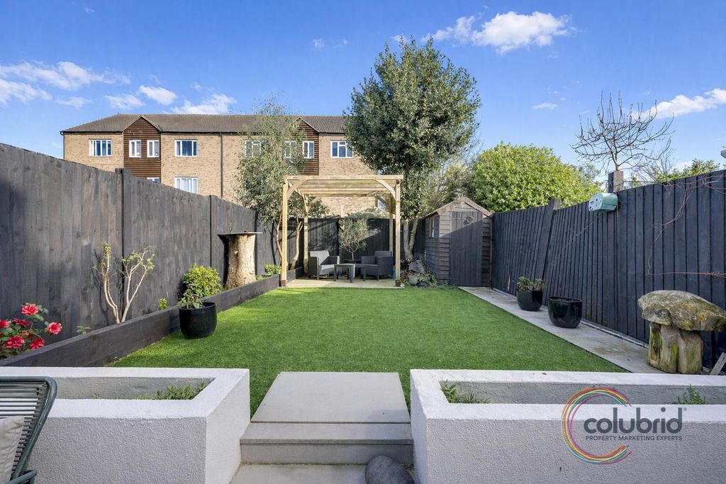 Property photo 1 of 10