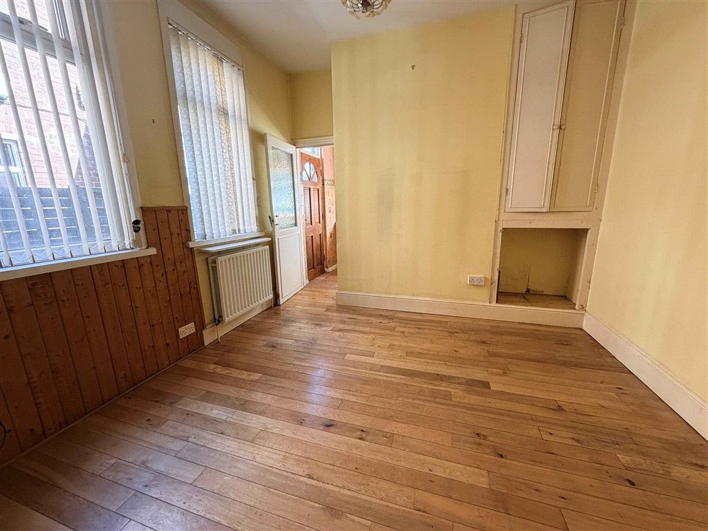 Property photo 3 of 6