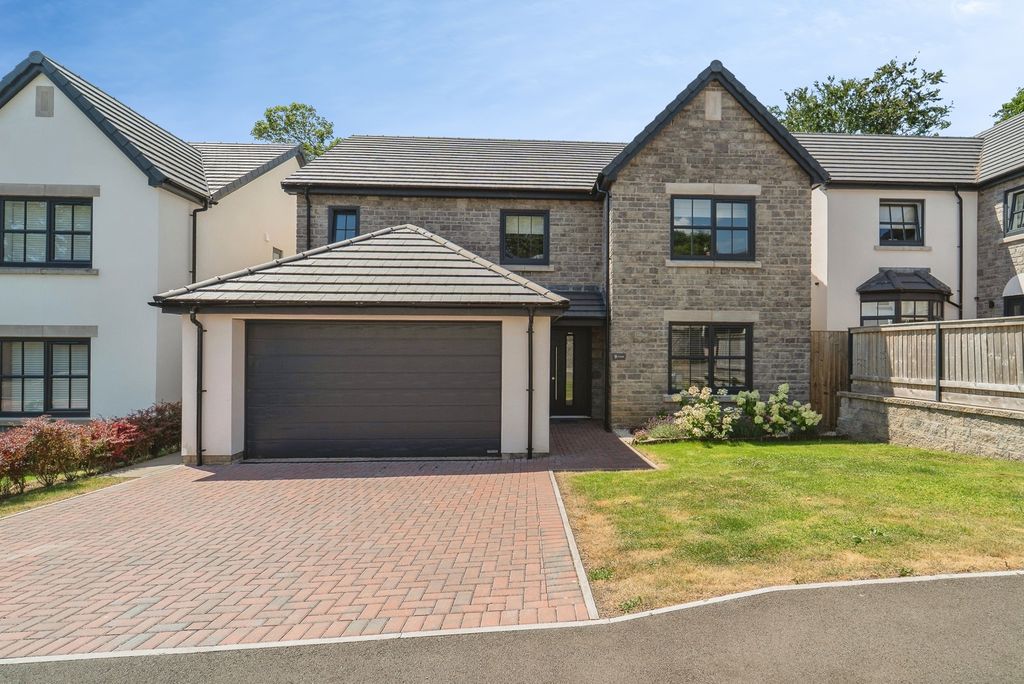 Property photo 1 of 27 Pbox-Img.Jpg