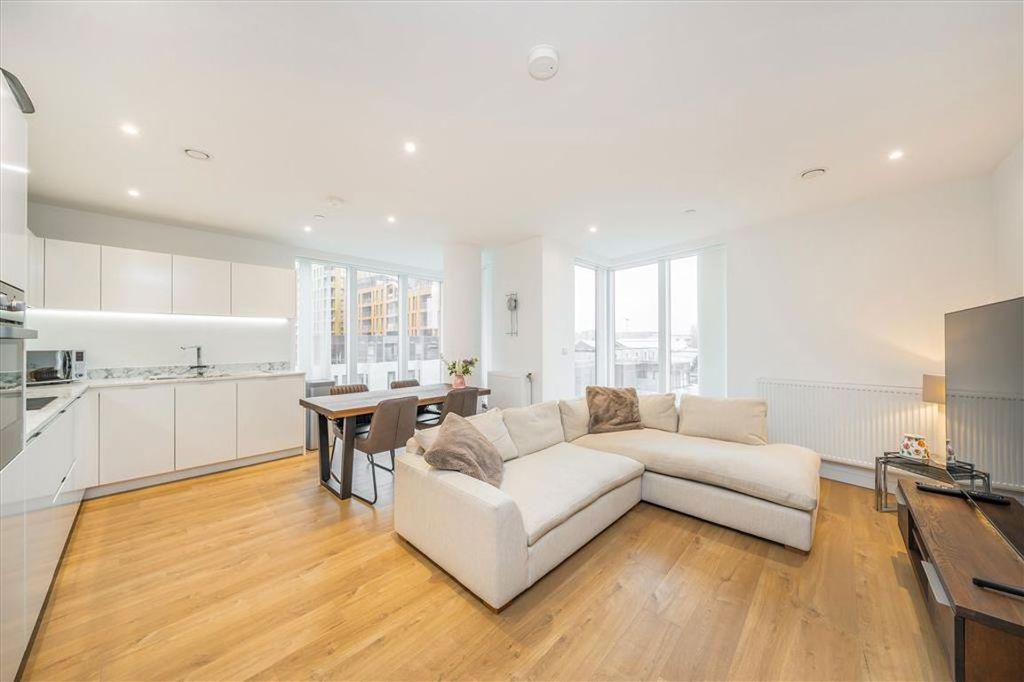 Property photo 3 of 10