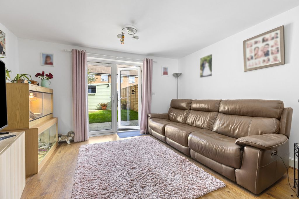 Property photo 3 of 17