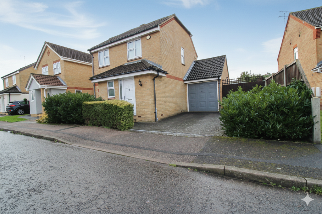 Property photo 1 of 19 Front