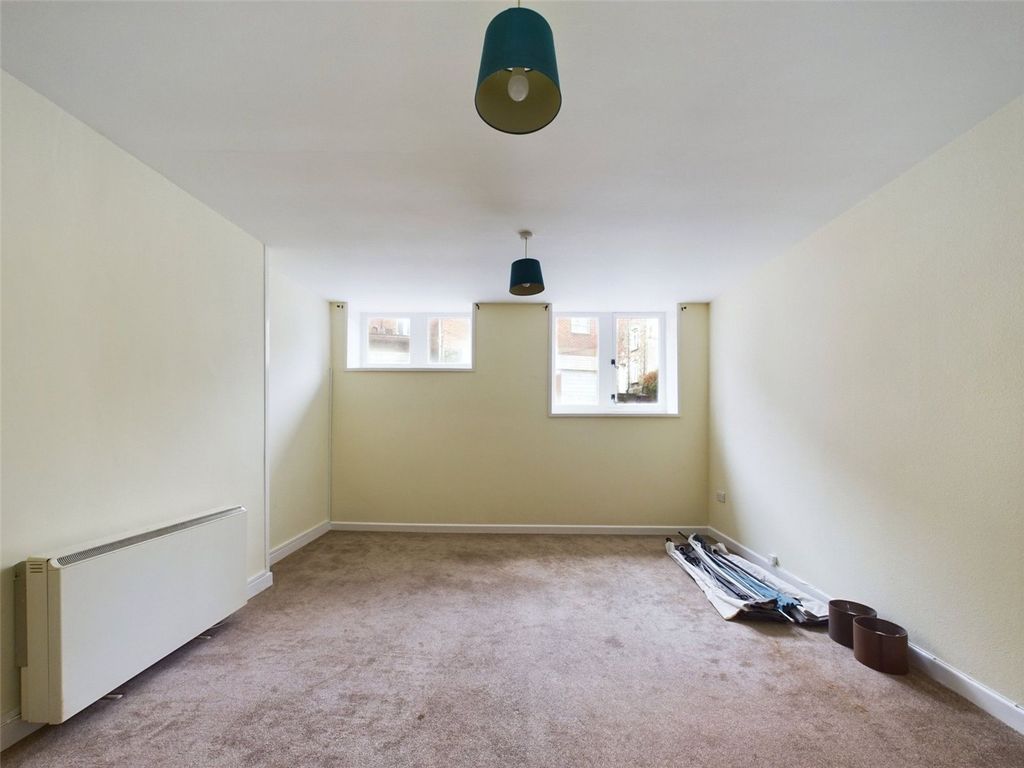 Additional image 6 of 2 bed flat for saleTower Street, Launceston PL15
