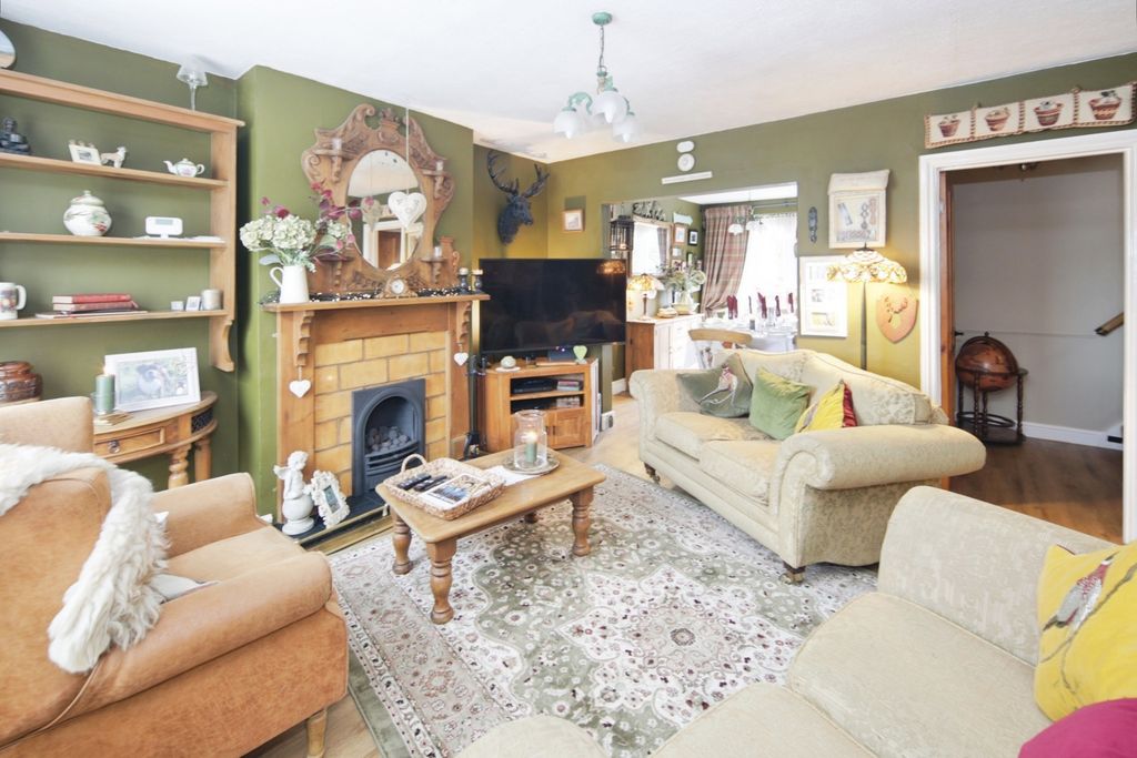 Property photo 2 of 18 Pbox-Img.Jpg