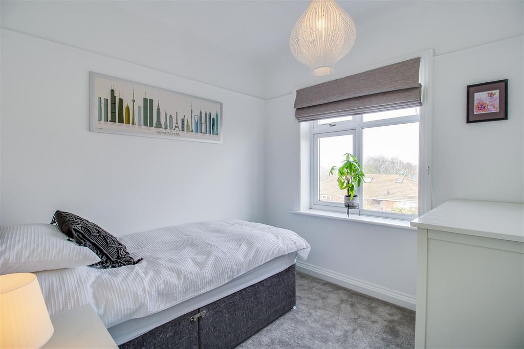 Additional image 20 of 5 bed detached house for saleValley Road, Dewsbury WF12