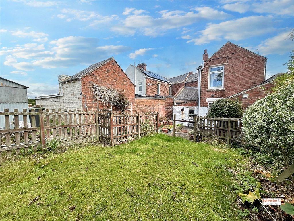 Property photo 1 of 18 Picture No. 04