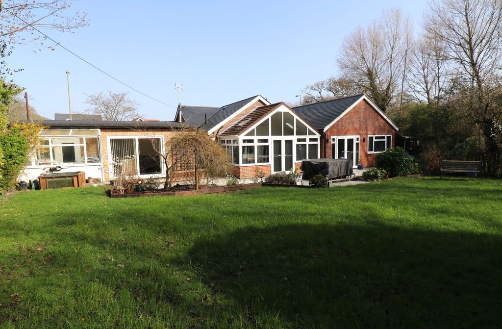 Additional image 4 of 4 bed detached bungalow for saleBotley Road, West End SO30