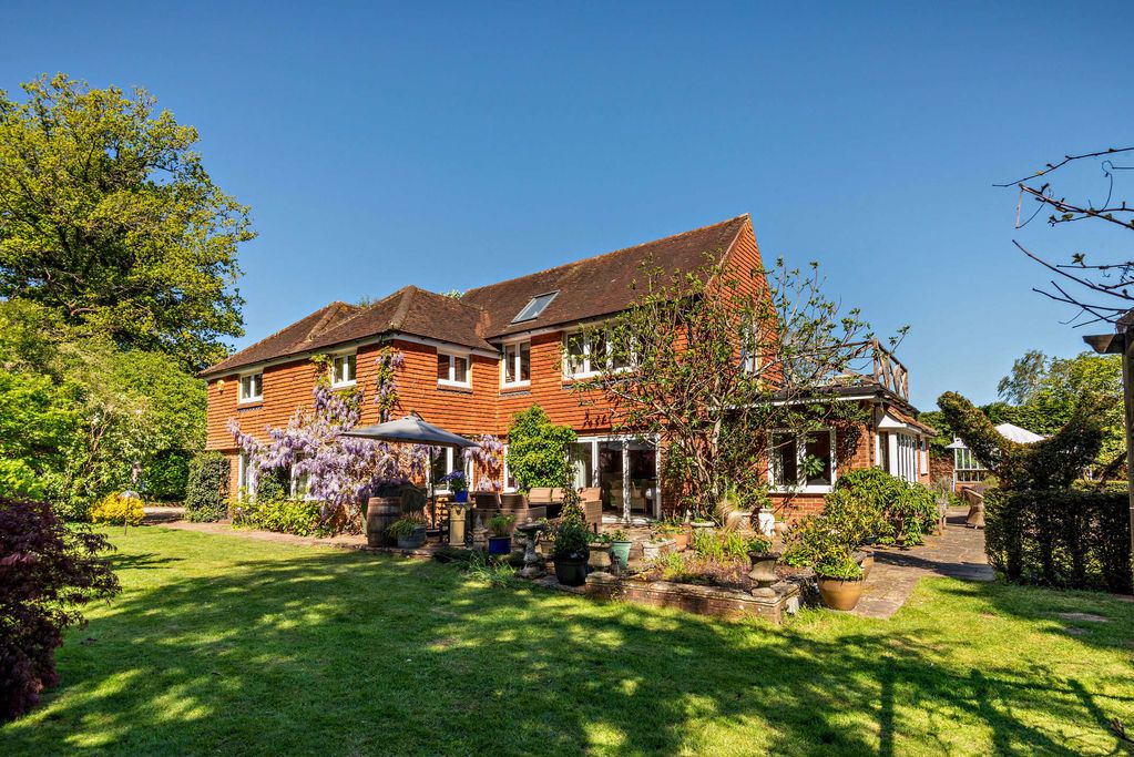 Property photo 1 of 47 Photo 76