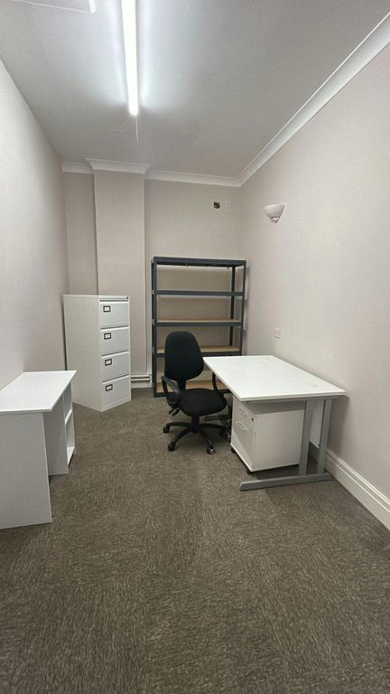 Property photo 2 of 9 Office 4.Jpg