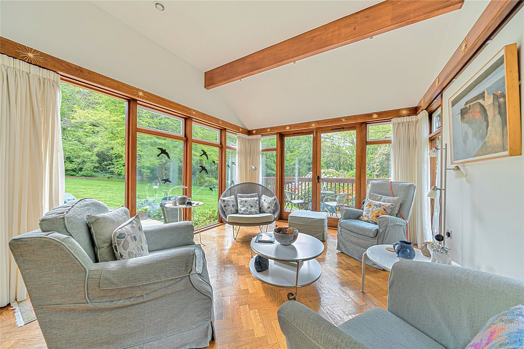 Property photo 3 of 16 Garden Room