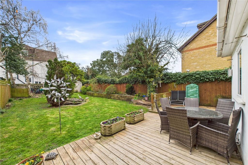 Property photo 2 of 29