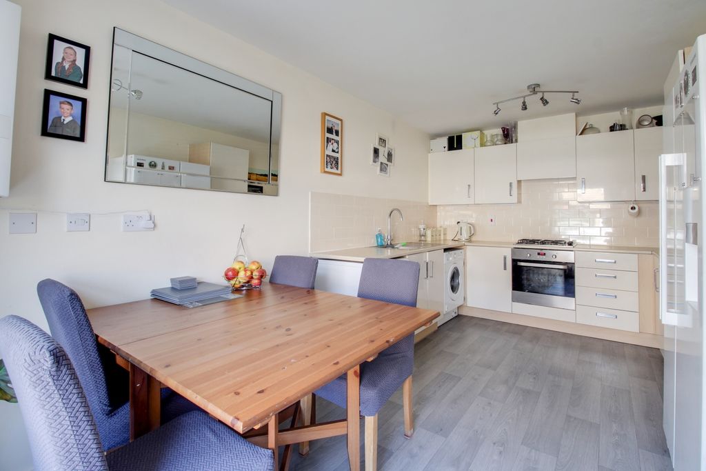 Property photo 3 of 13 Kitchen Diner